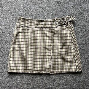 Bershka Wrap Style Mini Plaid Academia Preppy Skirt Buckle Accent Tan Women’s L